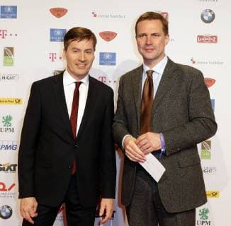 Stephan Scherzer VDZ Chief Executive Steffen Seibert at Publisher S Night 2017 in the Telekom Hauptstadtrepraesentanz Berlin