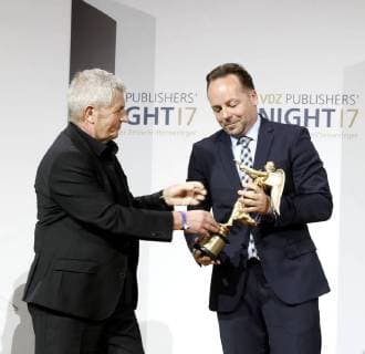 Laudator Roland Jahn Federal Commissioner F D Documents the State Security Service the former GDR Preistraeger Dr Daniel Roeder Founders Pulse of Europe at Publisher S Night 2017 in the Telekom Hauptstadtrepraesentanz Berlin
