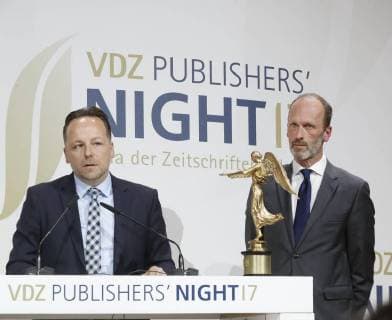 Preistraeger Dr Daniel Roeder Founders Pulse of Europe Dr Alexander Knigge at Publisher S Night 2017 in the Telekom Hauptstadtrepraesentanz Berlin