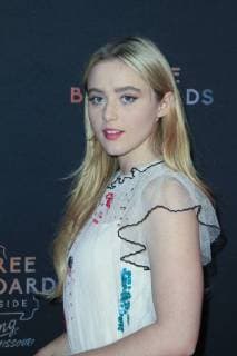 November 7, 2017 - Brooklyn, NY, U.S. - Brooklyn, N.Y. November 7, 2017 : Kathryn Newton attends the premiere of Three Billboards Outside Ebbing, Missouri at BAM Brooklyn U.S. - ZUMAs49_ 20171107_zaf_s49_033 Copyright: xRahavxSegevx