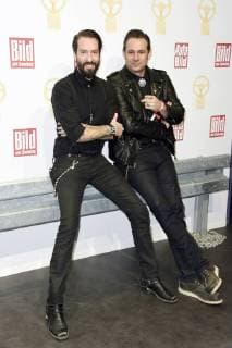 Alec Völkel and Sascha Vollmer from The BossHoss at the award Ceremony the Golden Steering wheel 2017 in Axel Springer House Berlin 07 11 2017 Foto:xF.xKernx xFuturexImage
