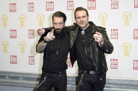 Alec Völkel and Sascha Vollmer from The BossHoss at the award Ceremony the Golden Steering wheel 2017 in Axel Springer House Berlin 07 11 2017 Foto:xF.xKernx xFuturexImage