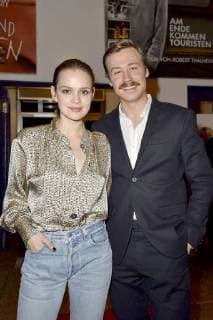Emilia Schüle and David Kross at the Premiere the Cinema simple in Movie theater at Friedrichshain Berlin 07 11 2017 Foto:xN.xKubelkax xFuturexImage