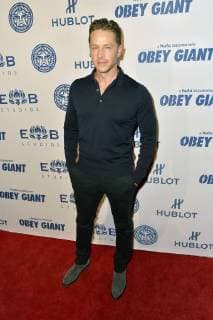 Josh Dallas at the premeire the Hulu Documentation Obey Giant in Theatre AT Ace Hotel Los Angeles 07 11 2017 Foto:xD.xStarbuckx xFuturexImage