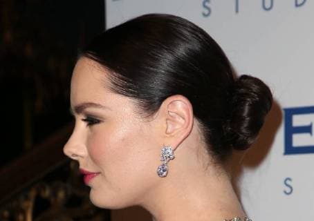 LOS ANGELES CA NOVEMBER 7 Beau Dunn at Photo Op For Hulu s Obey Giant at the The Theatre at Ace Hotel in Los Angeles California on November 7 2017 Copyright: xFayexSadoux