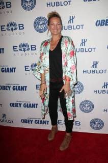 LOS ANGELES CA NOVEMBER 7 Zoe Bell at Photo Op For Hulu s Obey Giant at the The Theatre at Ace Hotel in Los Angeles California on November 7 2017 Copyright: xFayexSadoux