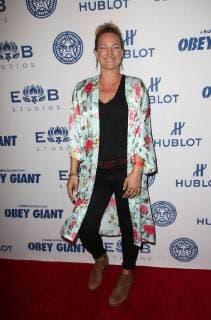 LOS ANGELES CA NOVEMBER 7 Zoe Bell at Photo Op For Hulu s Obey Giant at the The Theatre at Ace Hotel in Los Angeles California on November 7 2017 Copyright: xFayexSadoux
