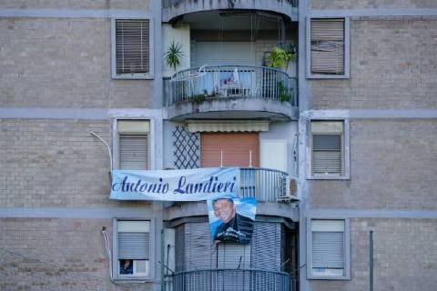 Fußballplatz in Stadtteil Neaples wird Mafia-Opfer gewidmet November 8, 2017 - Scampia, Naples, Italy - Scampia, ready for the football field dedicated to Antonio Landieri, innocent victim of the clans, Naples, Italy November on 08,2017 Scampia Italy  - ZUMAn230 20171108_zaa_n230_161 Copyright: xPaoloxManzox