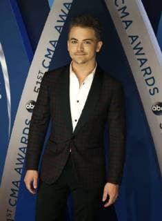 Hunter Hays walks the red carpet as he arrives for the 51st Annual Country Music Association Awards on November 8, 2017 at the Bridgestone Arena in Nashville.  NAS20171108169 JOHNxSOMMERSxII
