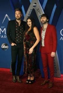Lady Antebellum arrives for the 51st Annual Country Music Association Awards on November 8, 2017 at the Bridgestone Arena in Nashville.  NAS20171108175 JOHNxSOMMERSxII