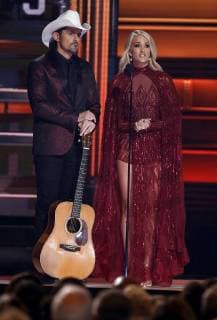 Carrie Underwood and Brad Paisley host the 51st Annual Country Music Association Awards on November 8, 2017 at the Bridgestone Arena in Nashville.  NAS20171108212 JOHNxSOMMERSxII
