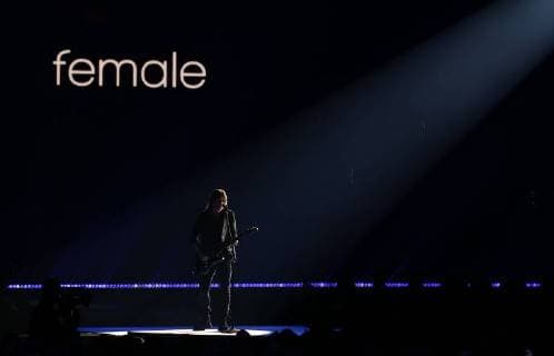 Keith Urban performs at the 51st Annual Country Music Association Awards on November 8, 2017 at the Bridgestone Arena in Nashville.  NAS20171108320 JOHNxSOMMERSxII
