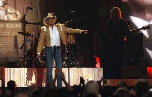 Alan Jackson performs at the 51st Annual Country Music Association Awards on November 8, 2017 at the Bridgestone Arena in Nashville.  NAS20171108328 JOHNxSOMMERSxII