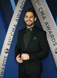 Thomas Rhett arrives for the 51st Annual Country Music Association Awards on November 8, 2017 at the Bridgestone Arena in Nashville.  NAS20171108367 JOHNxSOMMERSxII