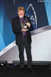 November 8, 2017 - Nashville, TN, U.S. - 08 November 2017 - Nashville, Tennessee - Mac McAnally. 51st Annual CMA Awards, Country Music s Biggest Night, held at Bridgestone Arena. Photo Credit: Laura Farr AdMedia Nashville U.S. - ZUMAa123 20171108_zaa_a123_775 Copyright: xLauraxFarrAdmediax