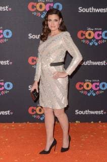 LOS ANGELES CA NOVEMBER 08 Idina Menzel arriving at Disney Pixar s Coco premiere at El Capitan Theatre on November 8 2017 in Los Angeles California Copyright: xDavidxEdwardsx