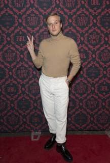 Search Party Staffelpremiere in New York USA: TBS premiere season 2 Search John Early attends season 2 premiere of Search Party at Public New York New York United States Public  LevxRadin