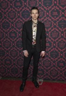 Search Party Staffelpremiere in New York USA: TBS premiere season 2 Search Ian Mellencamp attends season 2 premiere of Search Party at Public New York New York United States Public  LevxRadin