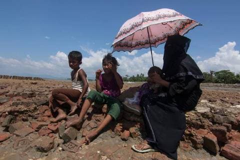 Bangladesh: Rohingya Refugees According to the latest UN report, nearly 700,000 Rohingya refugees have crossed over to Bangladesh. The Rohingya people, living in the Rakhine State of Myanmar, are fleeing their homes they have lived in for 200 years. Subject to discrimination for years and not recognised as citizens, the Rohingyas, the majority of whom are Muslims, have for so long been able to eke out a living on agriculture and small farming. With little expectations from the state to guarantee them equal rights, all they want is to till their own land, harvest their crops and live in peace and security. Cox s Bazar Bangladesh  AzimxKnanxRonnie
