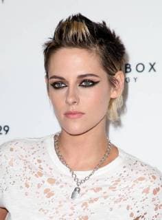 LOS ANGELES CA NOVEMBER 9 Kristen Stewart at the Los Angeles Premiere of Come Swim at the Landmark Theater in Los Angeles California on November 9 2017 Copyright: xFayexSadoux