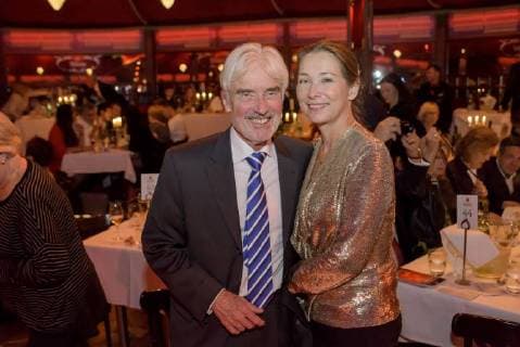 Palazzo Premiere in Stuttgart the Dinner Show Palazzo is with the New Program Curiosities in the 14 Season FDP Politicians Ulrich Goll with Woman Copyright: 7visuals.comx xOskarxEyb