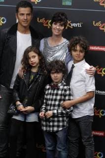 Delivery of theLos 40 Music Awards 2017 Photo Jose L Cuesta 261 Cordon Press Paz Vega with her family Cordon Press  J.xLuisxCuesta