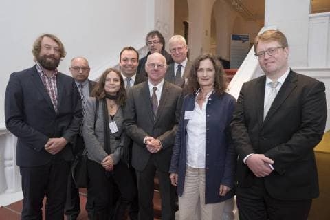 Culture Prize German Language 2017 Jury and Prize winners the Culture Prize German Language 2017 V l n r 1 r Editor and Prize winners Knut BR Prof Dr Waltraud Turnaround Prize winners Prof Dr Norbert Lammert CDU Felicitas Schoeck Prize