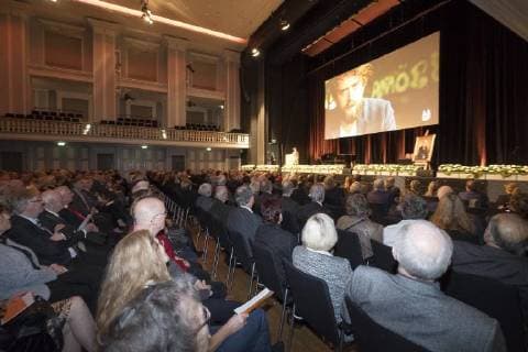 Culture Prize German Language 2017 Numerous Guests out politics and Culture Were to award Ceremony in the City Hall in Kassel come the Culture Prize German Language 2017 was at 11 11 2017 in Congress Palace in Kassel awarded Kassel Hesse Germany Congress Palace