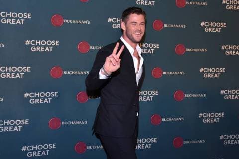 November 11, 2017 - Mexico City, Mexico, Mexico - Actor Chris Hemsworth attends at red carpet to promote the Buchanan s Whiskey at Foto Museo Cuatro Caminos on November 12, 2017 in Mexico City, Mexico Mexico City Mexico  - ZUMAn230 20171111_zaa_n230_710 Copyright: xCarlosxTischlerx