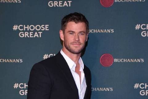 November 11, 2017 - Mexico City, Mexico, Mexico - Actor Chris Hemsworth attends at red carpet to promote the Buchanan s Whiskey at Foto Museo Cuatro Caminos on November 12, 2017 in Mexico City, Mexico Mexico City Mexico  - ZUMAn230 20171111_zaa_n230_719 Copyright: xCarlosxTischlerx