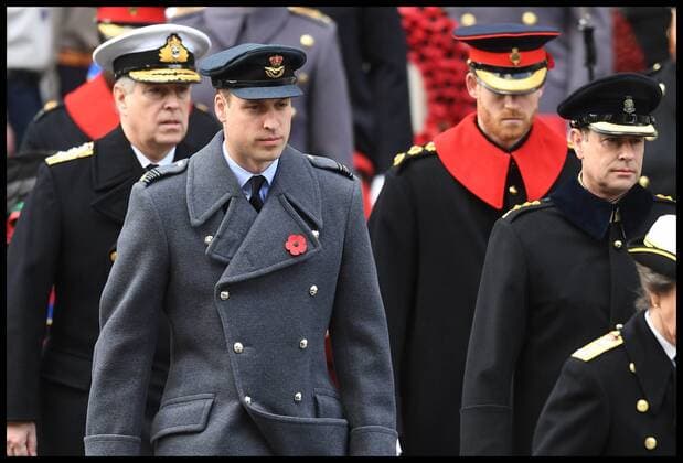 . 12 11 2017. London, United Kingdom. HM The Queen Elizabeth II- Remembrance Sunday. Prince William and Prince Harry join HM The Queen Elizabeth II at the Remembrance Sunday service at the Cenotaph, London.  xAndrewxParsonsx xi-Imagesx IIM-16363-0096