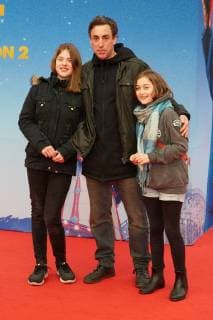 Alexander Schubert and Daughter r with Girlfriend German premiere from Paddington 2 in Berlin at 12 11 2017 Premiere Paddington 2