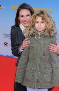 Katrin Wrobel Daughter Louisa at the Film premiere Paddington 2 in Cinema Zoo Palace Zoopalast in the Hardenberg Street Berlin Copyright Imago Stick Celebrities GmbH Date 12 11 2017 Film Paddington 2