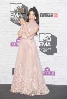 Themen der Woche Bilder des Tages American- Cuban singer Camila Cabello attends the press room of MTV European Music Awards at the SSE Arena in London on November 12, 2017.  LON20171112169 RUNExHELLESTAD