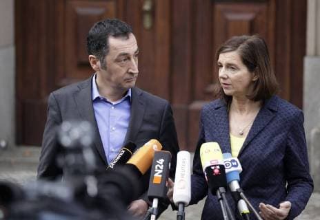 Greens Chairman Cem Özdemir Greens Group leader Katrin Goering Eckardt Germany Berlin German Parliamentary Society Exploratory talks CDU CSU FDP and Alliance 90 the Greens