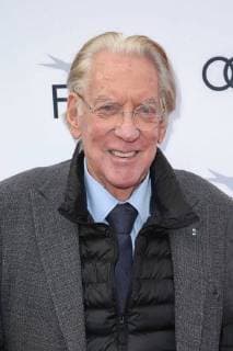 Donald Sutherland the The Leisure seeker Screening at 12 11 2017 in Frame of AFI close in Hollywood Los Angeles AFI close 2017 presented by Audi The Leisure seeker Screening photo call