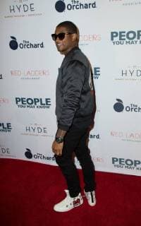 Usher Raymond IV attends the premiere of The Orchard s People You May Know at the Pacific Theatres The Grove on November 13, 2017 in Los Angeles, California USA 2017 The premiere of The Orchard s People You May Know at the Pacific Theatres The Grove in Los Angeles, California  Copyright: xMSUxStudiox