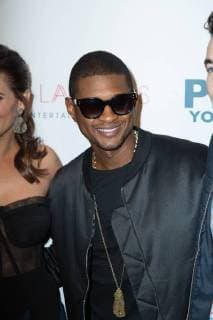 Usher Raymond IV attends the premiere of The Orchard s People You May Know at the Pacific Theatres The Grove on November 13, 2017 in Los Angeles, California USA 2017 The premiere of The Orchard s People You May Know at the Pacific Theatres The Grove in Los Angeles, California  Copyright: xMSUxStudiox
