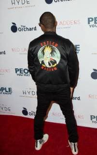 Usher Raymond IV attends the premiere of The Orchard s People You May Know at the Pacific Theatres The Grove on November 13, 2017 in Los Angeles, California USA 2017 The premiere of The Orchard s People You May Know at the Pacific Theatres The Grove in Los Angeles, California  Copyright: xMSUxStudiox