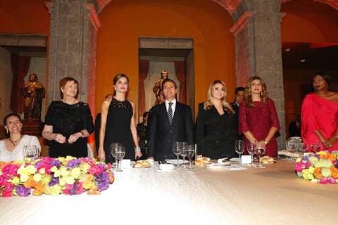 November 14, 2017 - Mexico Df, Mexico, Spain - Queen Letizia of Spain attends a dinner with President of Mexico, Enrique Pena Nieto and wife, Angelica River, on November 13, 2017 in Mexico Mexico City Mexico  - ZUMAg15_ 20171114_zaf_g15_004 Copyright: xJackxAbuinx