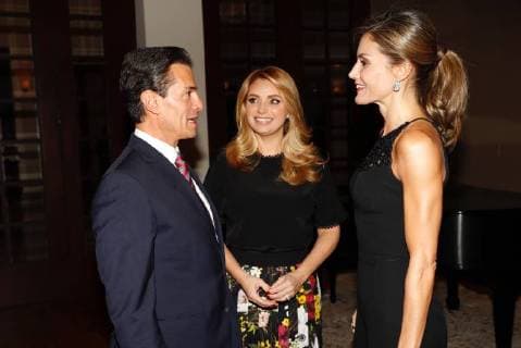November 14, 2017 - Mexico Df, Mexico, Spain - Queen Letizia of Spain attends a meeting with President of Mexico, Enrique Pena Nieto and wife, Angelica River, at Los Pinos Official Residence on November 13, 2017 in Mexico Mexico City Mexico  - ZUMAg15_ 20171114_zaf_g15_003 Copyright: xJackxAbuinx