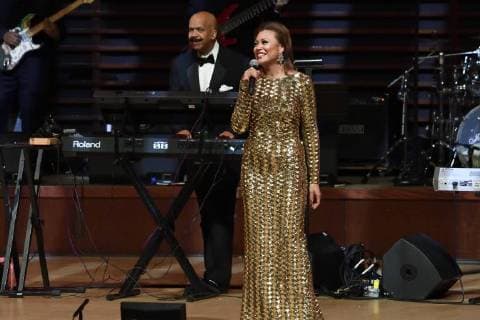November 14, 2017 - Philadelphia, Pennsylvania, U.S - Soprano, ALYSON CAMBRIDGE, with keyboardist, BILL JOLLY, performing at the Marian Anderson Award Gala held at the Kimmel Center in Philadelphia PA The Marian Anderson Award was created to honor and celebrate world-renowned artists for their artistic work and talents, as well as their philanthropic contributions to society. It is named in memory of culture-changing vocalist and distinguished Philadelphian, Marian Anderson. Philadelphia U.S. - ZUMArf1_ 20171114_zaf_rf1_024 Copyright: xRickyxFitchettx
