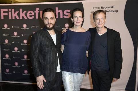 Franz Rogowski Sara Lisa Volm and Jan Henrik Stahlberg at the Premiere the Cinema Fikkefuchs in Cinema International Berlin 14 11 2017 Foto:xF.xKernx xFuturexImage