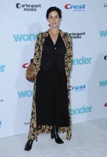 November 14, 2017 - Westwood, CA, U.S. - 14 November 2017 - Westwood, California - Carrie-Anne Moss. Wonder Los Angeles Premiere held at The Regency Village Theater in Westwood. Photo Credit: AdMedia Westwood U.S. - ZUMAa123 20171114_zaa_a123_351 Copyright: xBirdiexThompsonx
