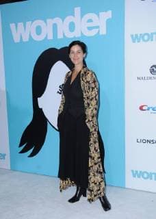 November 14, 2017 - Westwood, CA, U.S. - 14 November 2017 - Westwood, California - Carrie-Anne Moss. Wonder Los Angeles Premiere held at The Regency Village Theater in Westwood. Photo Credit: AdMedia Westwood U.S. - ZUMAa123 20171114_zaa_a123_350 Copyright: xBirdiexThompsonx