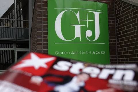 21.09.2017, Hamburg, Am Baumwall, Hansestadt Hamburg, Hamburg, Verlagsgebäude, Verlag, Gruner+Jahr, Gruner+Jahr GmbH & Co KG, Bertelsmann, Logo, Stern, Zeitschrift, Journal, Nachrichtenmagazin, Magazin, Nachrichten *** 21 09 2017 Hamburg at Baumwall Hanseatic city Hamburg Hamburg Publisher buildings Verlag Gruner Year Gruner Year GmbH Co KG Bertelsmann emblem Star Magazine Journal News magazine Magazine Messages
