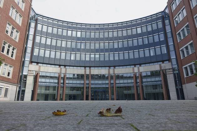 23 09 2017 Hamburg Hanseatic city Hamburg Building from Beiersdorf AG in Hamburg Hamburg Building Beiersdorf Beiersdorf AG Beiersdorf Customer Supply GmbH Consumer goods Skin care Care Skin Nivea Nivea Cream Florena 8x4 Tesa Hansa Plast