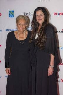November 15, 2017 - Toronto, Ontario, Canada - Melinda and Loretta Rogers attend the 2017 Canada s Walk of Fame at The Liberty Grand on November 15, 2017 in Toronto, Canada Toronto Canada - ZUMAm154 20171115_zap_m154_011 Copyright: xAngelxMarchinix