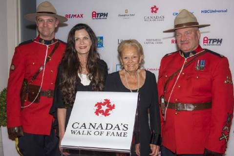 November 15, 2017 - Toronto, Ontario, Canada - Melinda and Loretta Rogers attend the 2017 Canada s Walk of Fame at The Liberty Grand on November 15, 2017 in Toronto, Canada Toronto Canada - ZUMAm154 20171115_zap_m154_051 Copyright: xAngelxMarchinix