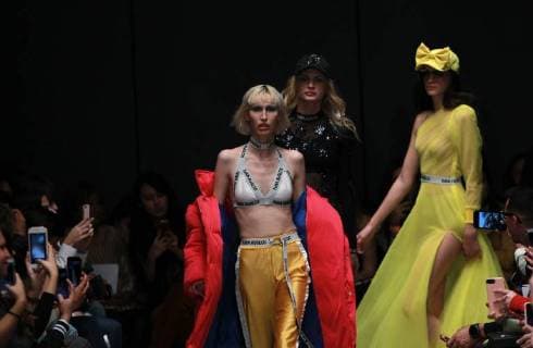 Models present creations of the Mexican designer Ivan Avalos during the Mexico Fashion Week in Mexico City, Mexico, 15 November 2017. The event takes place between the 12 and 17 November. Mexico Fashion Week !ACHTUNG: NUR REDAKTIONELLE NUTZUNG!  Copyright: xMarioxGuzmánx MEX007 20171116-636464086997611537